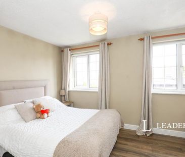 2 bedroom semi-detached house to rent - Photo 5