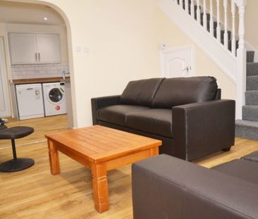 6 Bed Semi-Detached House, Chervil Close, M14 - Photo 2