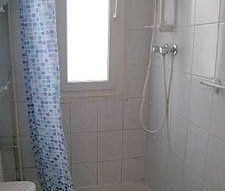 Logement à Paris, Location meublée - T2 - Clichy, Batignolles - Ter... - Photo 4