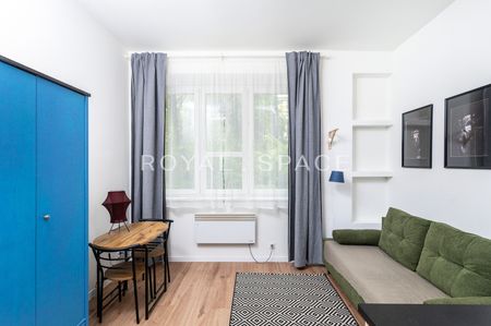 Przytulna kawalerka niedaleko ul. Lubicz - Photo 2