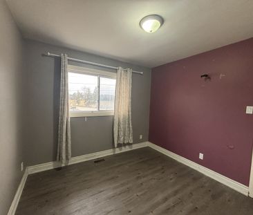 For Lease - 3157 Steeles Avenue, Milton, Ontario - Photo 6