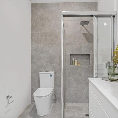 15C Ulva Avenue - Photo 1