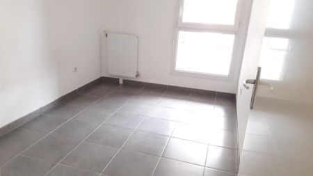 location Appartement T3 DE 55.25m² À DRANCY - Photo 3