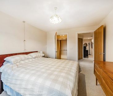 2 bedroom retirement property to rent - Photo 6