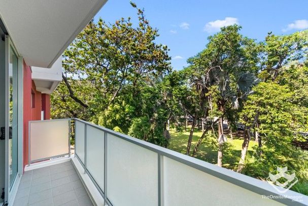 Three Bedroom, furnished luxury at Stanton - secure, Marina and Ocean living - Photo 1