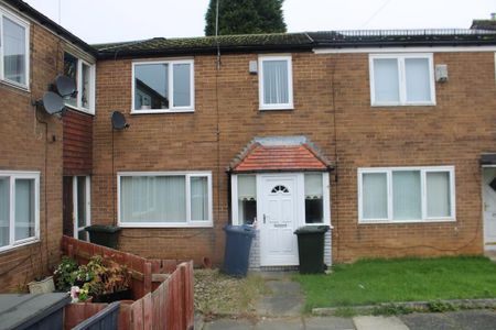 3 bedroom terraced house to rent - Photo 4
