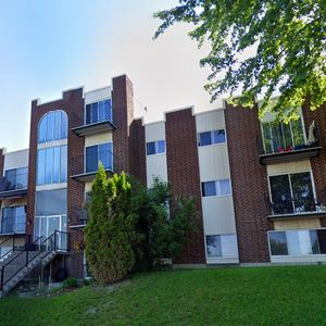 BEAU 5 1/2 | CHAUFFAGE Inclus| - Photo 3