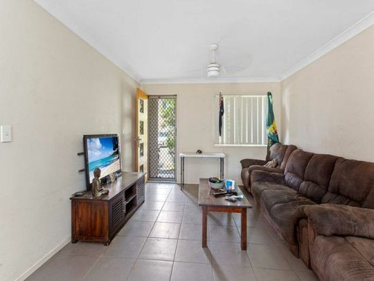 Modern Townhouse Living with Pool Access Flexible 6 Month Lease Opportunity - Photo 1