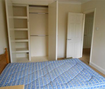 3 bedroom apartment to rent - Photo 4