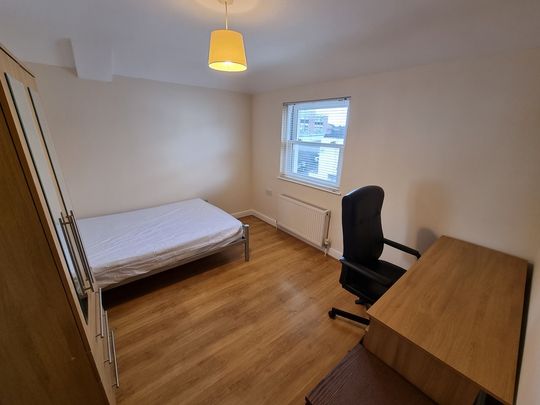 2 Bed Student Accommodation - Photo 1