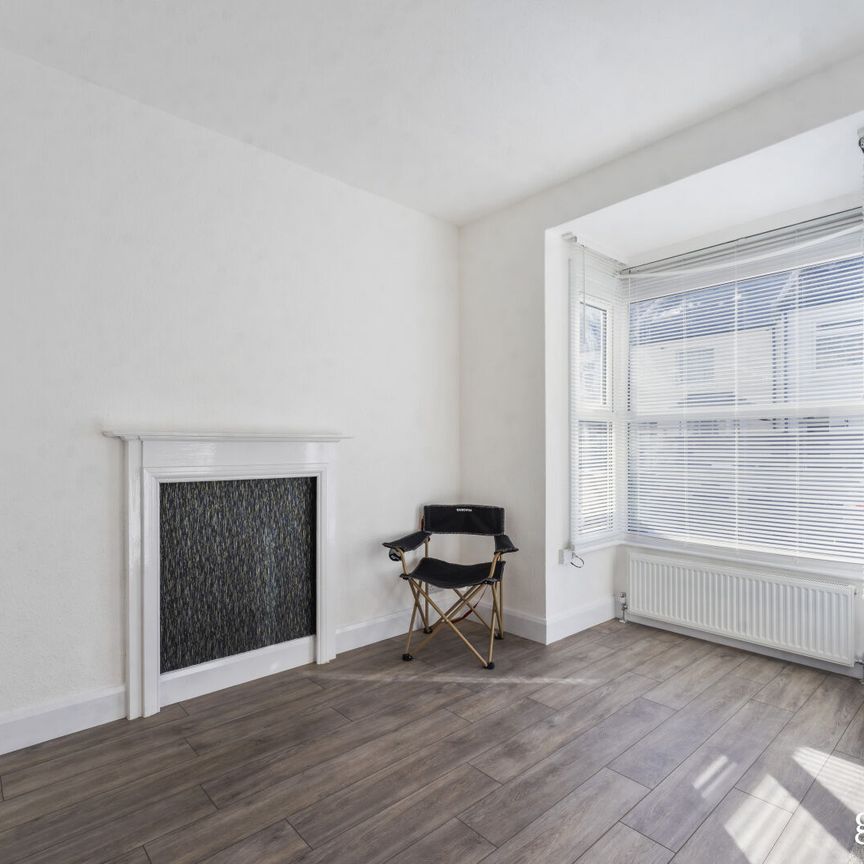 Warwick Road, Sutton, SM1 - Photo 1