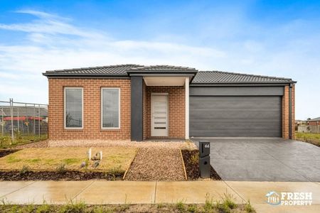 66 Shearwater Drive, Armstrong Creek - Photo 2