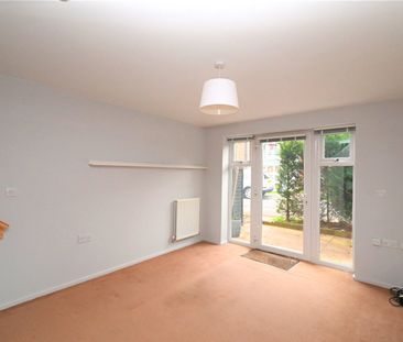 Hewitt Road, Basingstoke, Hampshire, RG24 - Photo 5