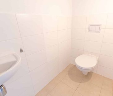 Attraktive 2-Zimmer-Wohnung mit Loggia und inkl. Garagenplatz nahe ... - Photo 5