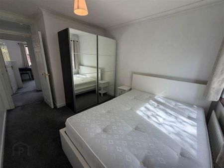 5F Stranmillis Court, Stranmillis, Belfast, BT9 5EU - Photo 4