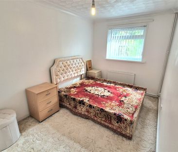 Rose Hill Avenue, 18, Blackburn, BB1 1YW, Lancashire - Photo 4