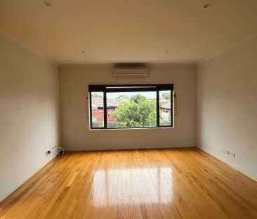 2B Linsey Street, Coburg VIC 3058 - Photo 2