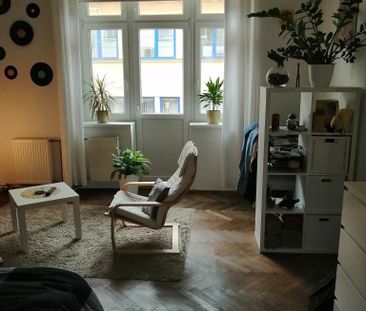 Pronájem bytu 3+kk 78 m2 - Fotografie 2