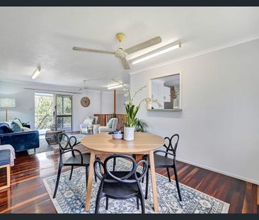 A charming 2-level Home – Great Location - Photo 1