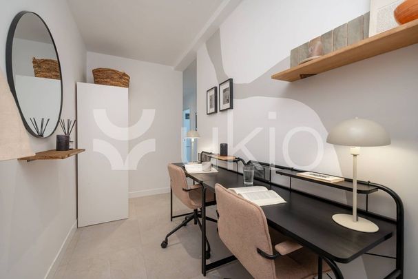 4 room luxury Flat for rent in Madrid, Community of Madrid - Photo 1
