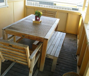 221 Woodside Street, Doubleview, WA - Photo 3