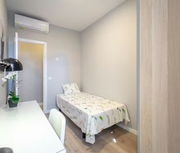 Calle del Puerto de Canfranc, Madrid, Community of Madrid 28038 - Foto 1