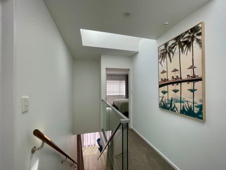 St. Albans, 3 bedrooms - Photo 5