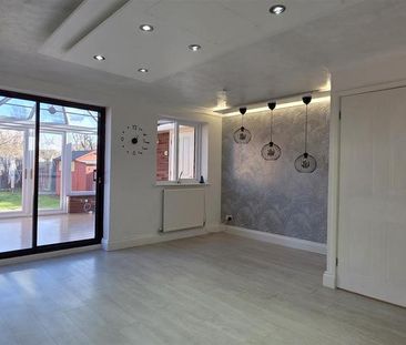 3 bedroom detached house to rent - Photo 1