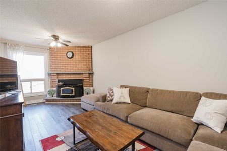 For Lease - 2325 Credit Valley Road, Mississauga, Ontario - Photo 2