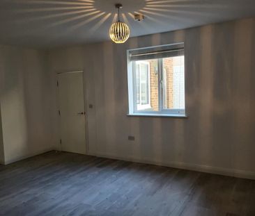 Studio Flat, London Road, SO15 - Photo 5