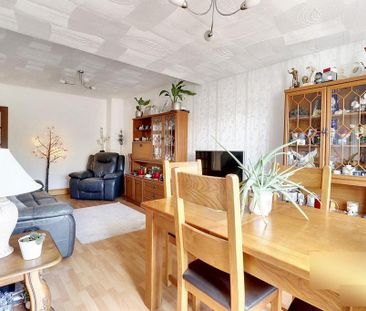 3 bedroom semi-detached bungalow to rent - Photo 1