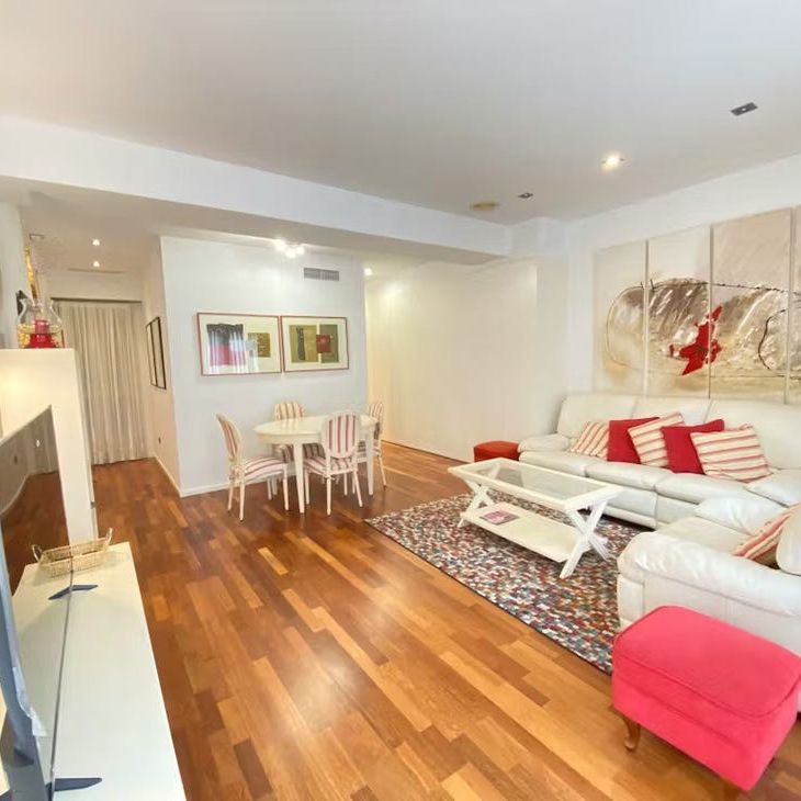 Carrer de Sant Vicent Màrtir, Valencia, Valencian Community - Photo 1