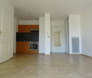 Location Appartement 2 pièces 37m² ORLEANS 45000 - Photo 5