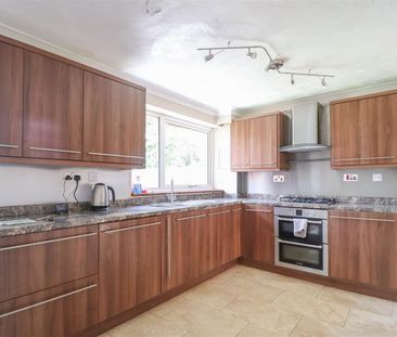 Greyhound Road, Glemsford - Photo 2