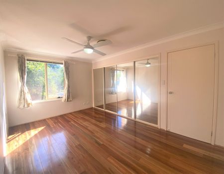Large Duplex &vert; Girraween Public School Catchment &vert; Close to Train Station - Photo 2