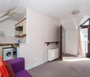 1 bedroom flat to rent - Photo 1