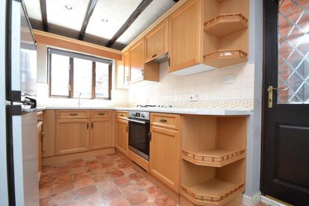 3 bedroom detached house to rent - Photo 4