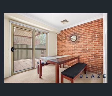 Spacious 3 Bedroom Beauty! - Comfort & Convenience - Photo 2