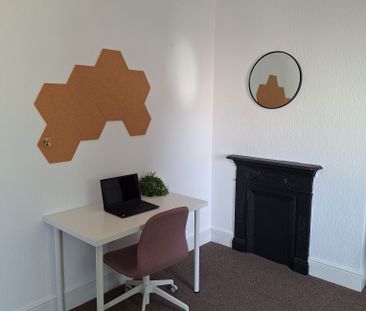 6 bedroom house - Photo 3