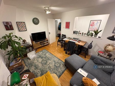 1 bedroom flat to rent - Photo 2