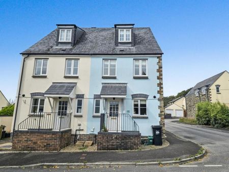 3 bedroom semi-detached house to rent - Photo 4