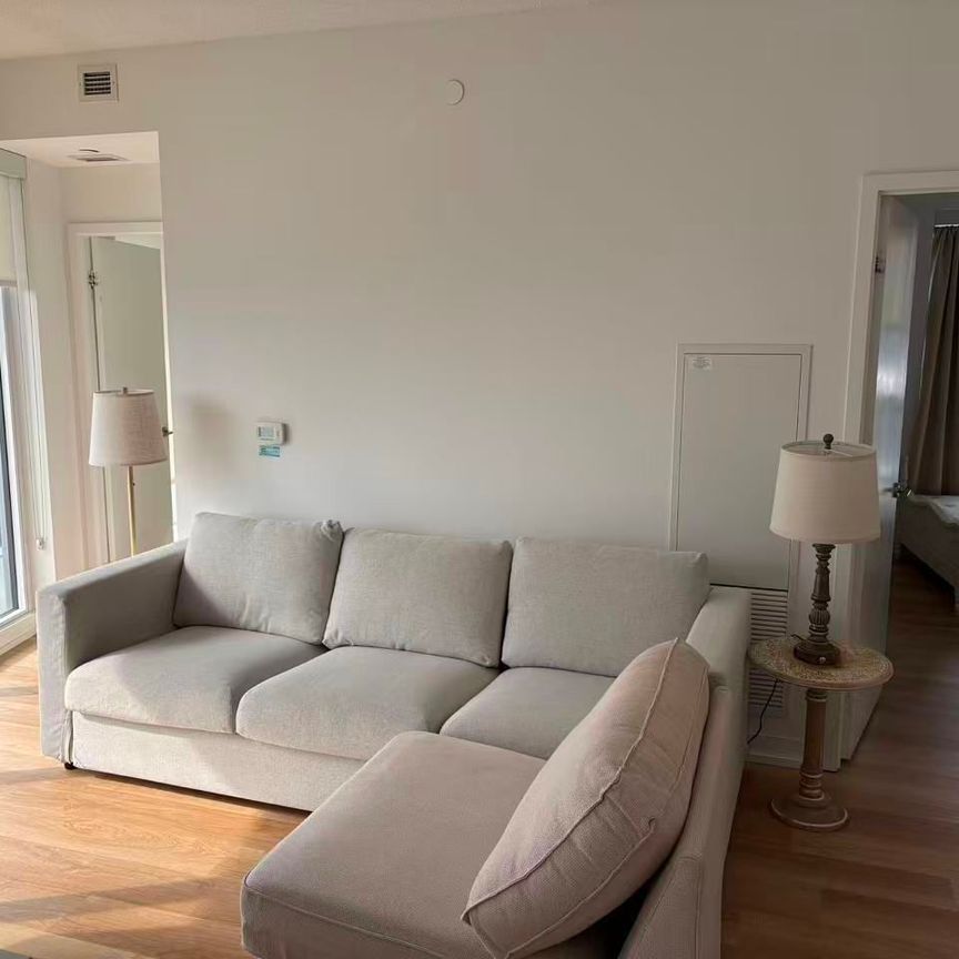 For Lease - 117 Mcmahon Drive Unit# 3308, Toronto, Ontario - Photo 1