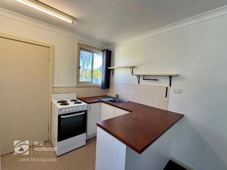 Comfortable & Low Maintenance Living - Photo 3