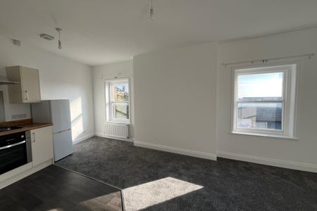 Market Place - Photo 3