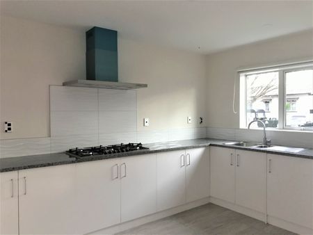 TAKANINI, 3 BEDROOMS - Photo 2