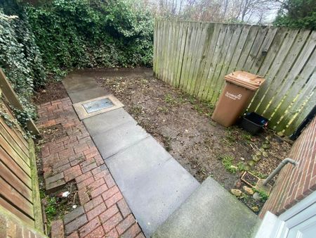 2 bedroom terraced house to rent - Photo 5