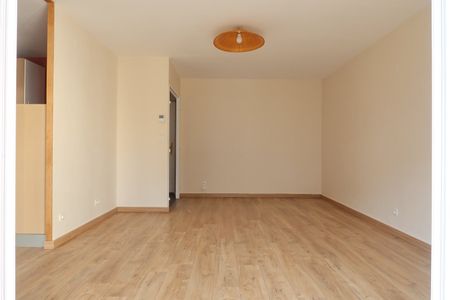 Location Appartement 3 pièces 64m² ST ETIENNE 42100 - Photo 5
