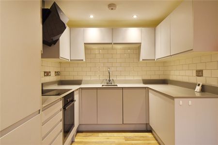 Raleigh Road, Bristol - Photo 5