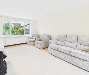 3 bedroom detached bungalow to rent - Photo 5