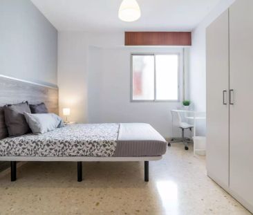 Room in a shared 5-bedroom apartment for rent in Albors - Foto 6